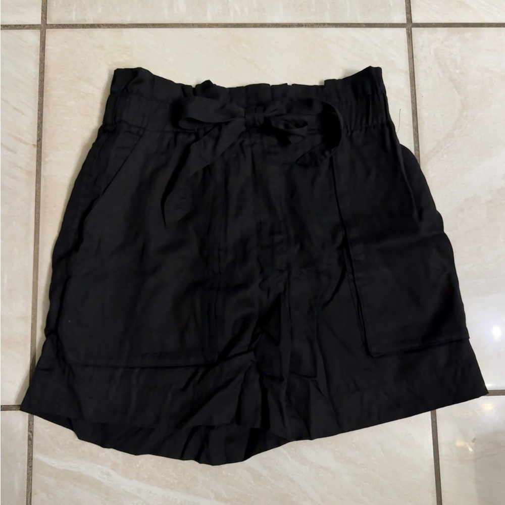 H&M Tie-front High-Waist Shorts